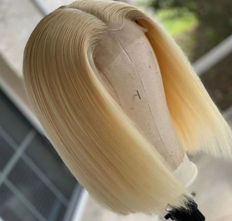 10" Blonde Bob